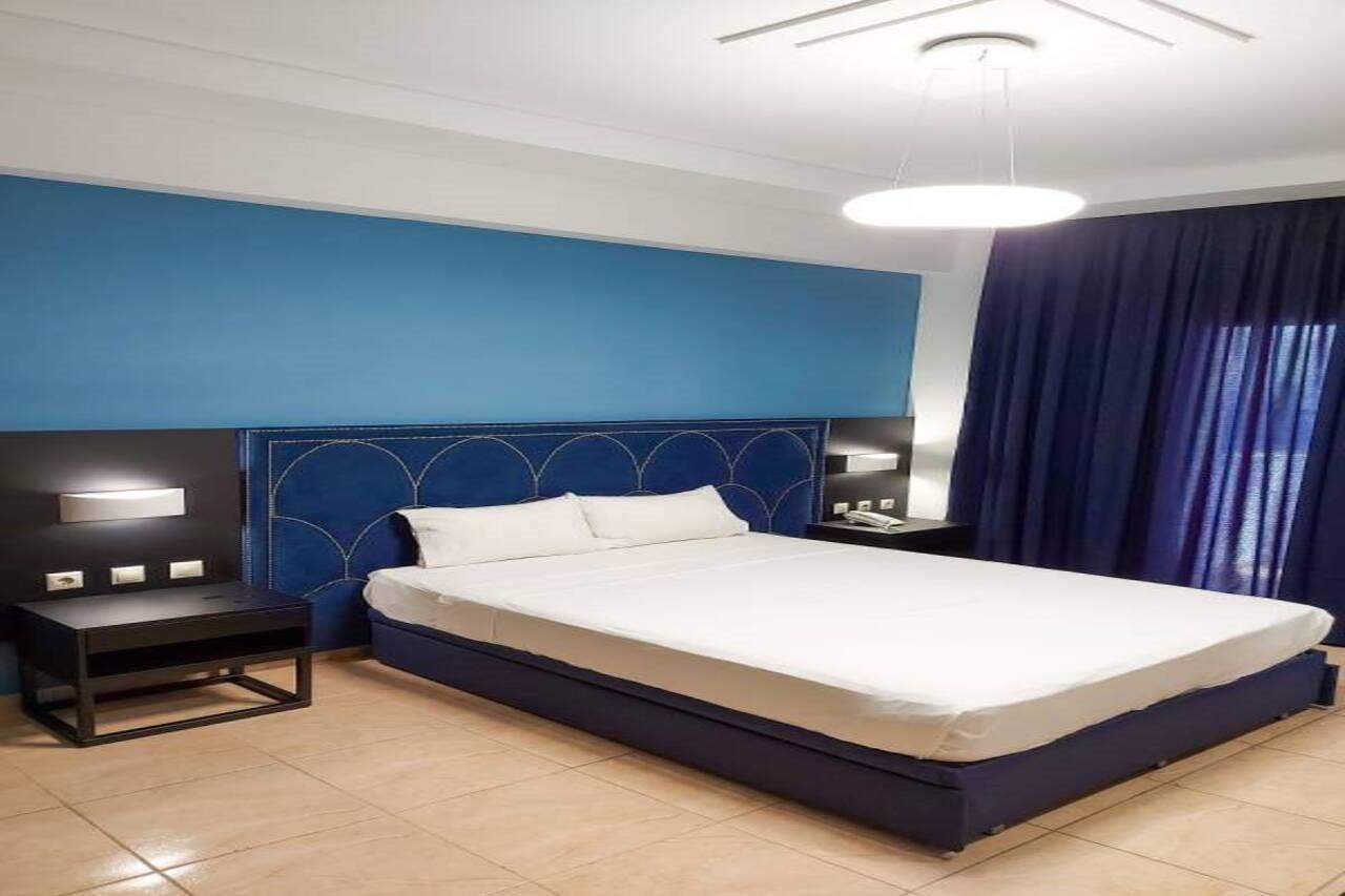 Perinthos Hotel Anchialos Bagian luar foto