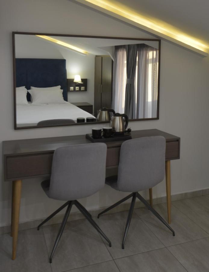 Perinthos Hotel Anchialos Bagian luar foto