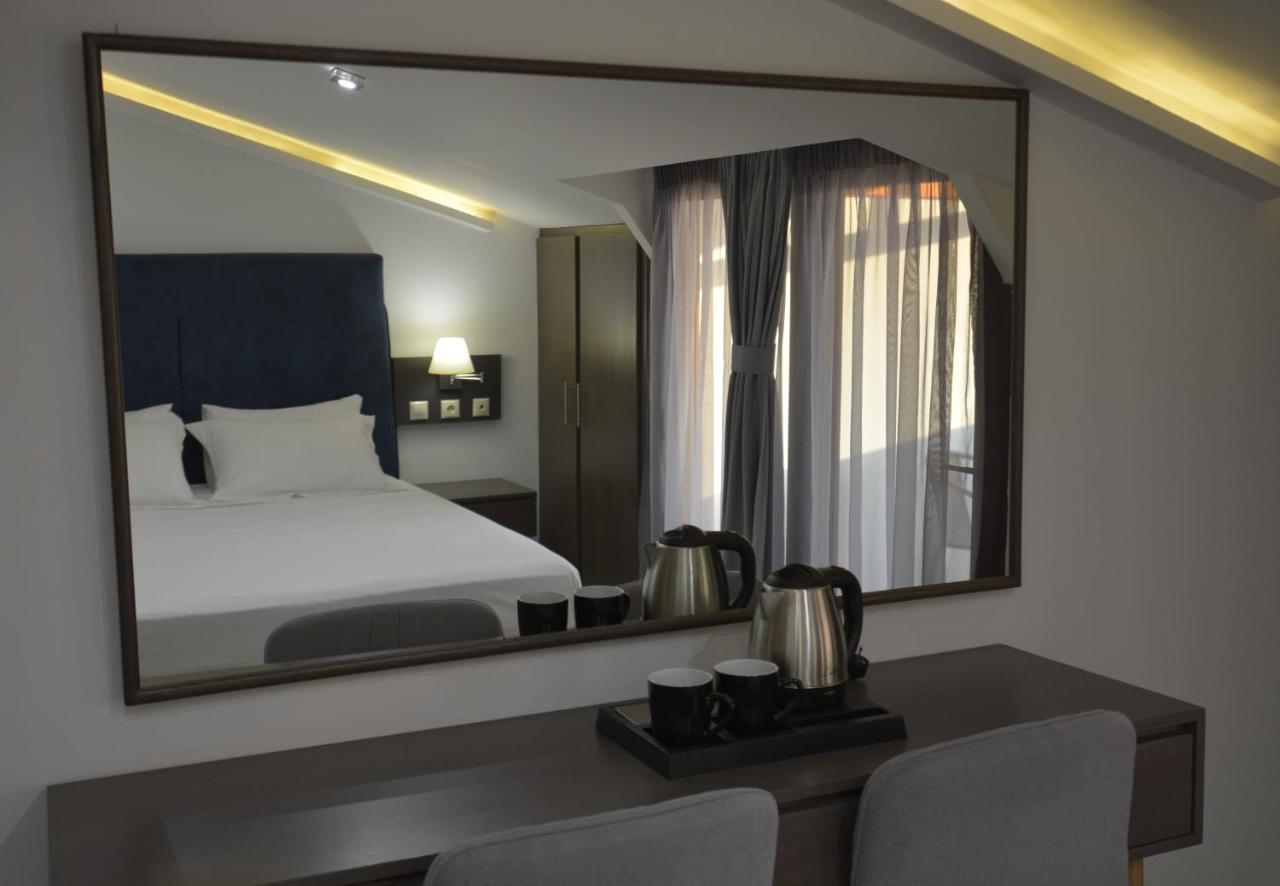 Perinthos Hotel Anchialos Bagian luar foto