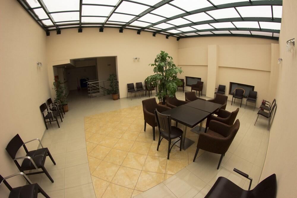 Perinthos Hotel Anchialos Bagian luar foto